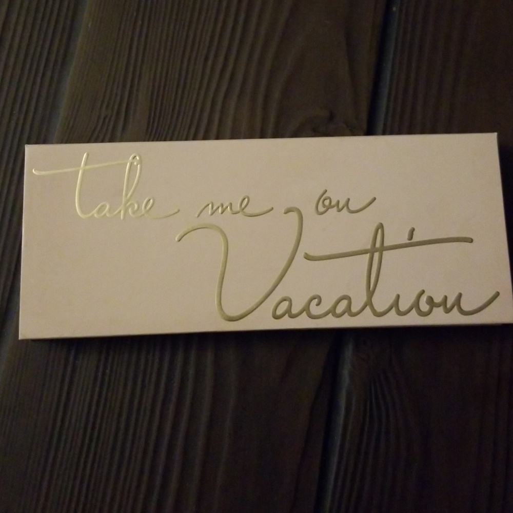 Kylie Jenner Take Me On Vacation Palette